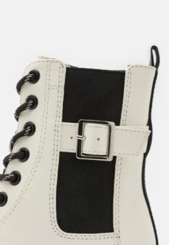 Friboo Stivaletti StringatiWhite Bambini Stivali F5713I0GN-A11 -Friboo 250ea761f4bf46058f46159cb83de268 scaled