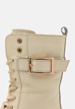 Friboo LeatherStivali Con I LacciOff-White Bambini Stivali F5713J05I-A11 5 Friboo LeatherStivali Con I LacciOff-White Bambini Stivali F5713J05I-A11 -Friboo 58bf14cd7a1648d6865c66978ba4d23d scaled