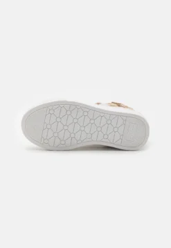 Friboo Sneakers Alte - Gold 4 Friboo Sneakers Alte - Gold -Friboo 5f73b602c2ab4a58be97712192caa7a3 scaled