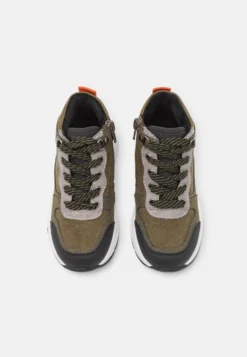 Friboo Sneakers Alte - Khaki -Friboo 600e17e598154f8ca6744b5649e2836a scaled